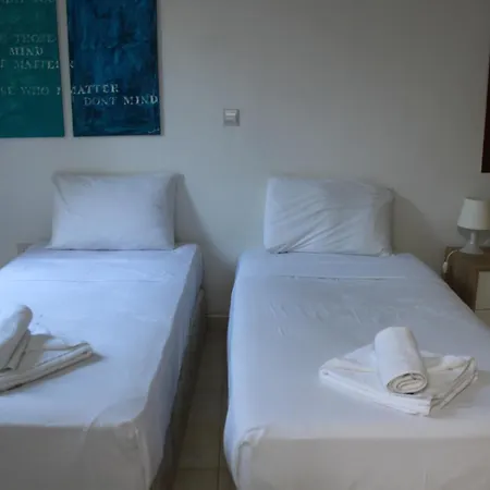 The Olive Tree Βίλα