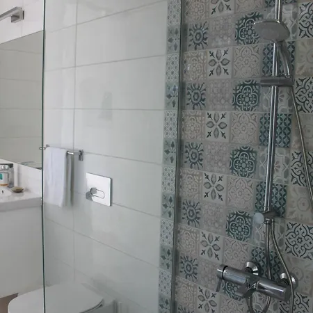 فيلة The Olive Tree *